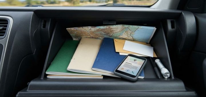 Road trip : les papiers et applis à garder dans la boîte à gants